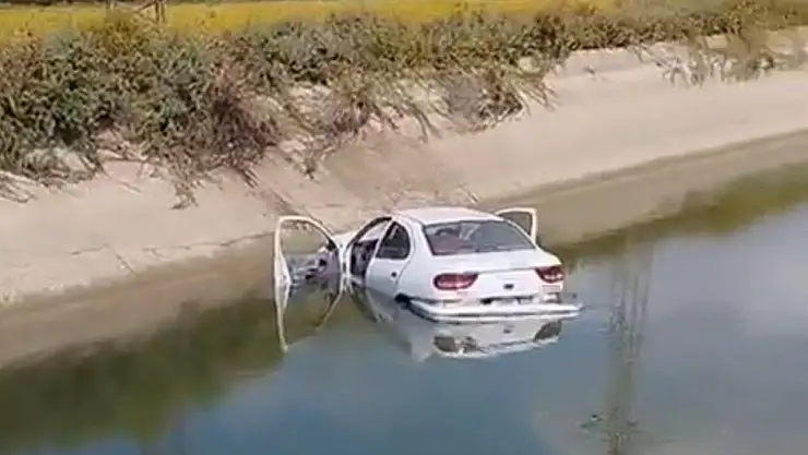 Otomobil sulama kanalına devrildi: 1 ölü, 2 yaralı