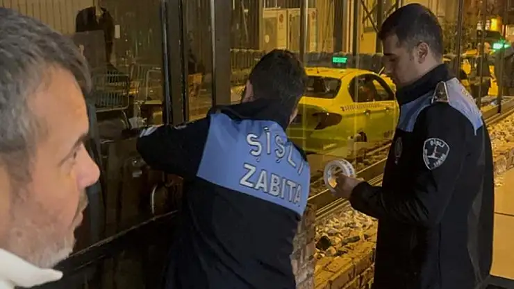 Restoranda zehirlenme şüphesi: 25 kişi hastaneye başvurdu, restoran mühürlendi