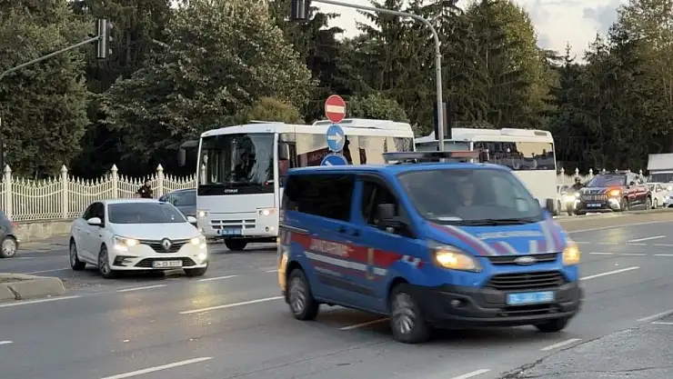 Uyuşturucu soruşturmasında ünlü isimler sağlık kontrolünden geçirildi