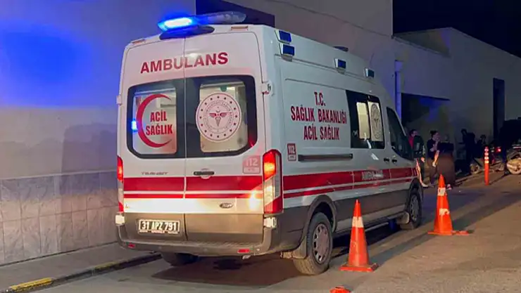 Yüksek ateş şüphesiyle hastaneye kaldırılan 2 asker hayatını kaybetti