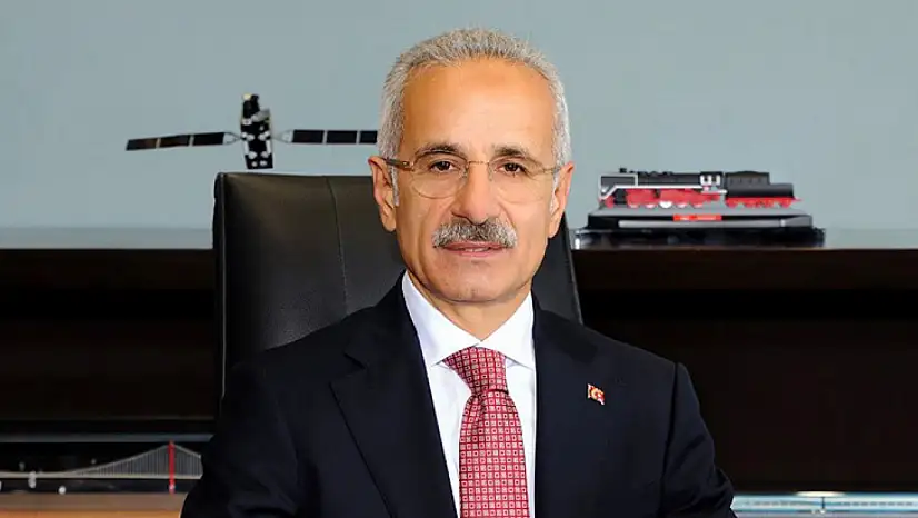 Bakan Uraloğlu'ndan Instagram kararına destek