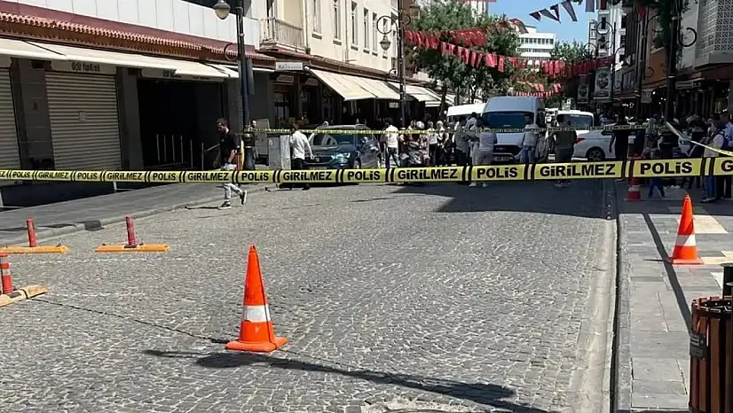 Diyarbakır'da Yapı Kredi şubesi kurşunlandı
