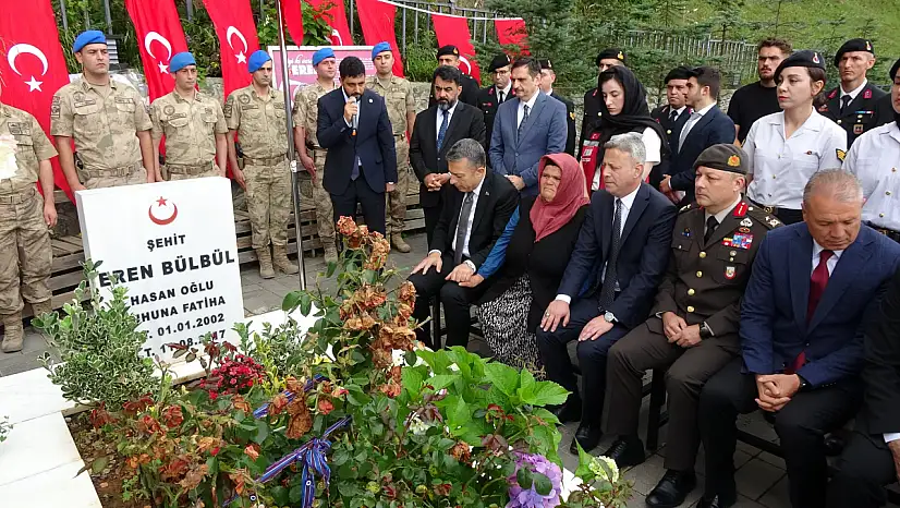 Eren'siz geçen 9 yıl: Kabri başında anıldı