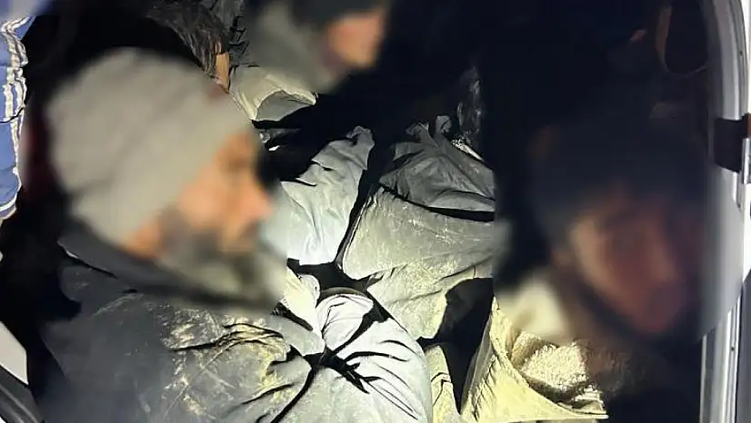 Göçmen kaçakçılığı operasyonu: 12 düzensiz göçmen yakalandı