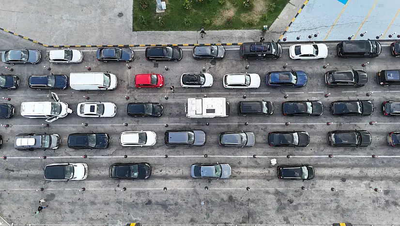 Gurbetçilerin Avrupa'ya dönüş yolculuğu sürüyor