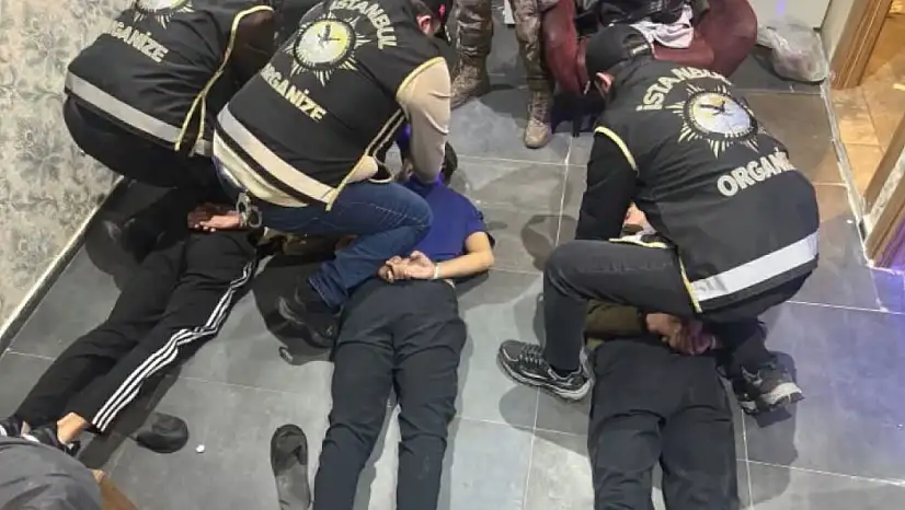 İstanbul'daki  çete operasyonunda 10 şüpheli gözaltına alındı