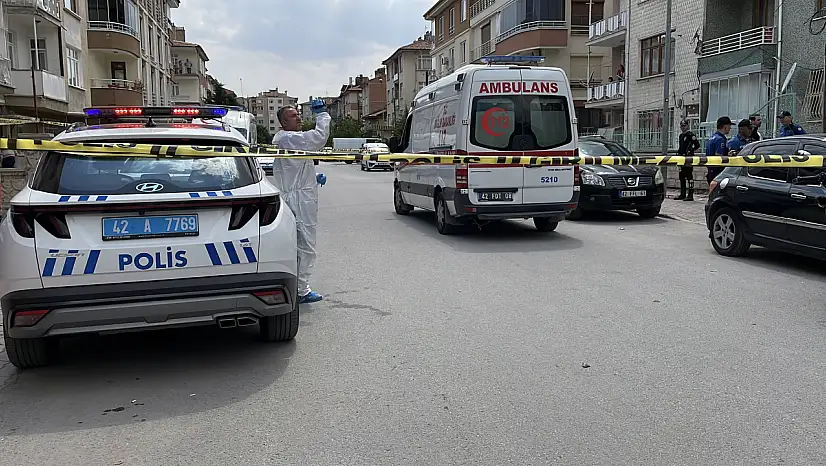 Konya'da dehşet: Ailesinin boğazını keserek öldürdü