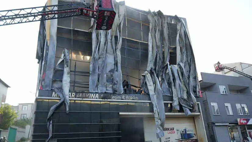 Parfüm dolum tesisi yangını sonrası 7 kamu görevlisi açığa alındı