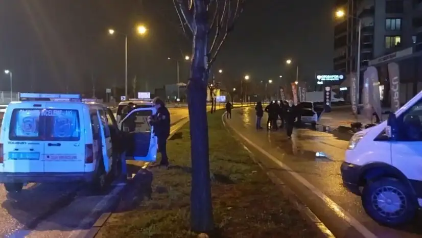 Polis pompacı kılığına girdi, kaçan şahısları yakaladı: El bombası ve silah ele geçirildi