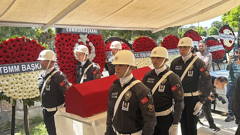 Şehit polis memuru Serkan Hızlı son yolculuğuna uğurlandı