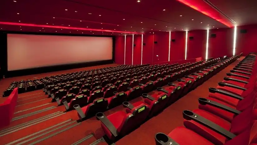 Sinema salonu sayısı yüzde 6 arttı, seyirci sayısı 32,5 milyonu aştı