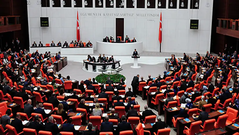 Trafik cezaları artırıldı: TBMM'de 10 madde kabul edildi