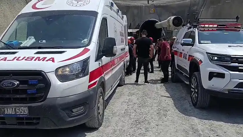 Tünel çalışması sırasında göçük: 2 ölü