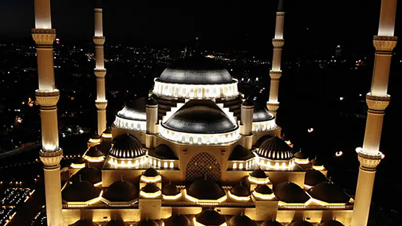 Üç aylar aynı yılda ikinci kez başlıyor