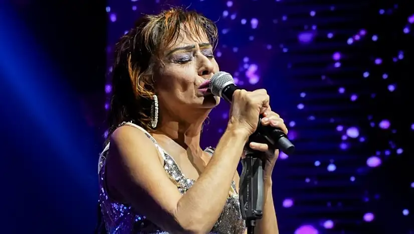 Yıldız Tilbe: Aşk ne beni düşünüyor ne ben aşkı