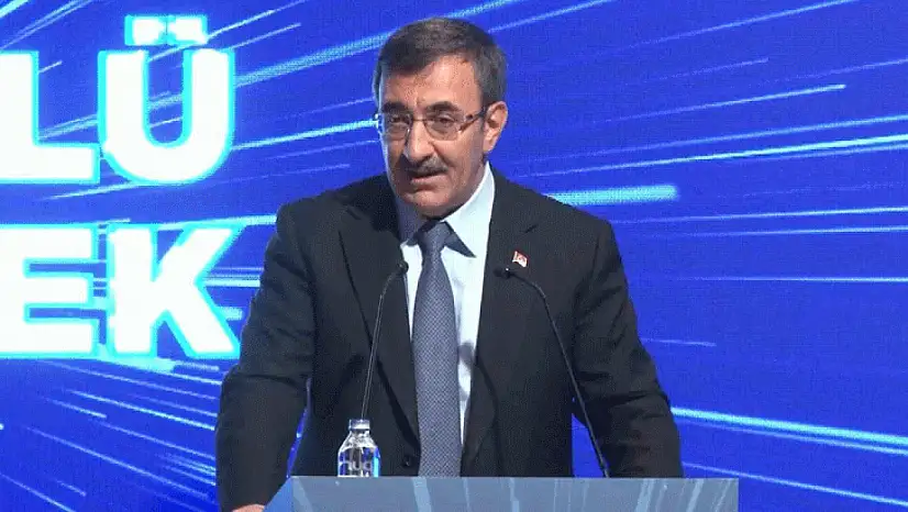 Yılmaz: Enflasyonla mücadele kararlılıkla sürüyor