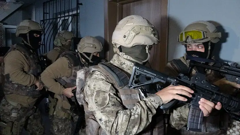48 ilde yeni nesil suç örgütlerine operasyon: bin 8 şüpheli hakkında gözaltı kararı