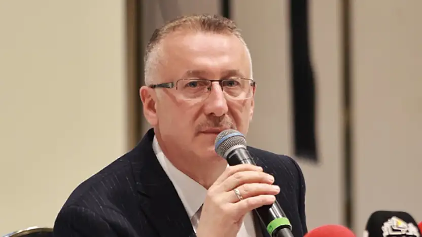 Adapazarı Belediye Başkanı Mutlu Işıksu AK Parti'den istifa etti