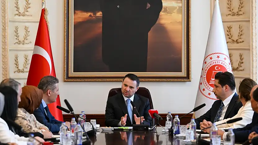 Bakan Gürlek: Uyuşturucuya erişimi zorlaştırmaya çalışıyoruz