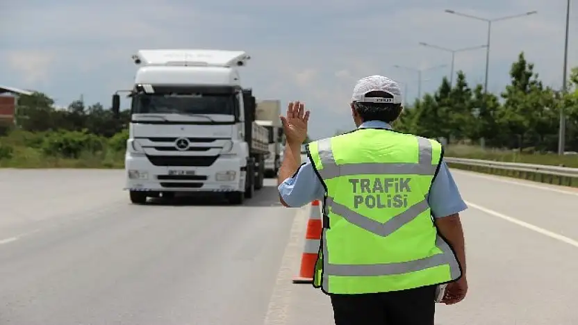 Bayram trafiğine sıkı denetim