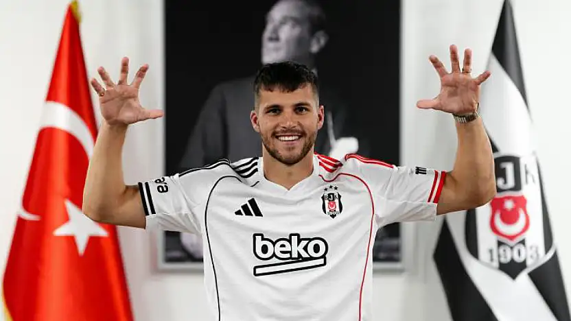Beşiktaş, David Jurasek'i kadrosuna kattı