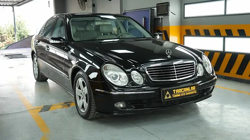 Böylesi görülmedi: Otomobil diye bindiği Mercedes beyaz eşya çıktı