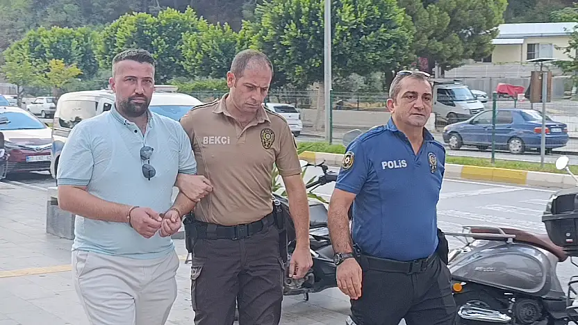 Cinayetten aranan şahıs, ölen şahsın ehliyetini kullanırken yakalandı