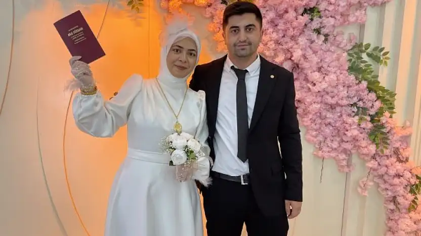 Evlilik tarihi unutmamak için bugünü seçtiler