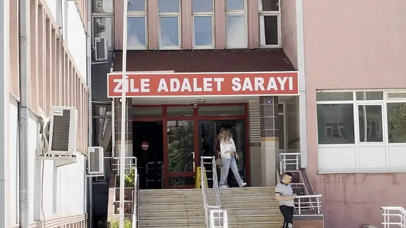 Genç kız ölü bulundu: Anne ve kız kardeşleri tutuklandı
