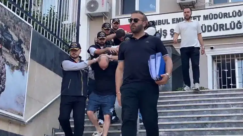 Kendilerini 'banka güvenlik koordinatörü' olarak tanıttılar: Şirket sahibini 22 milyon lira dolandırdılar