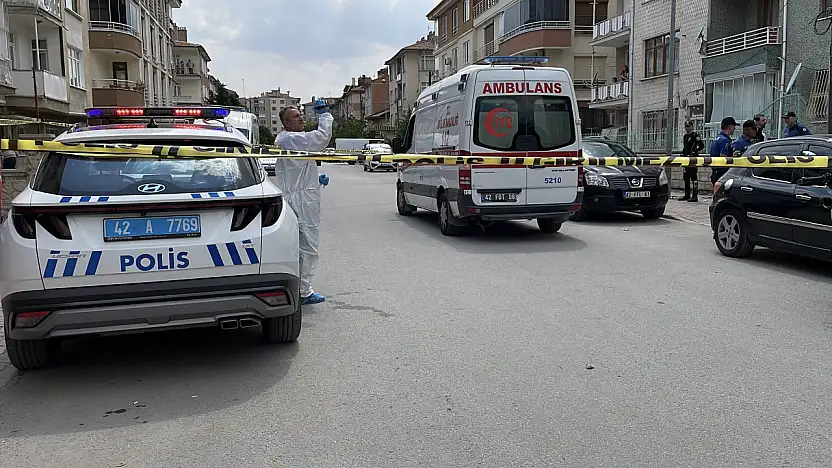 Konya'da dehşet: Ailesinin boğazını keserek öldürdü