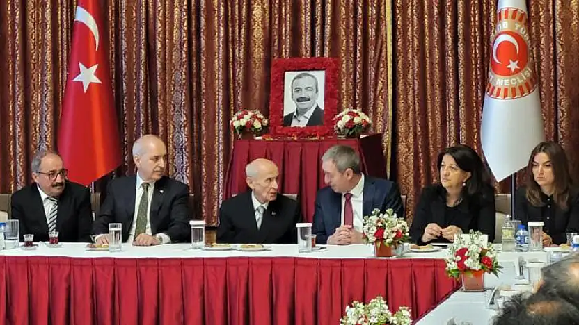 MHP Lideri Bahçeli, TBMM'de Sırrı Süreyya Önder için düzenlenen anma programına katıldı