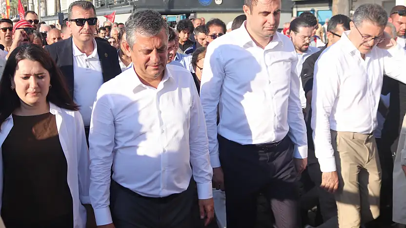 Özgür Özel: İktidar yürüyüşünün önünden çekilin