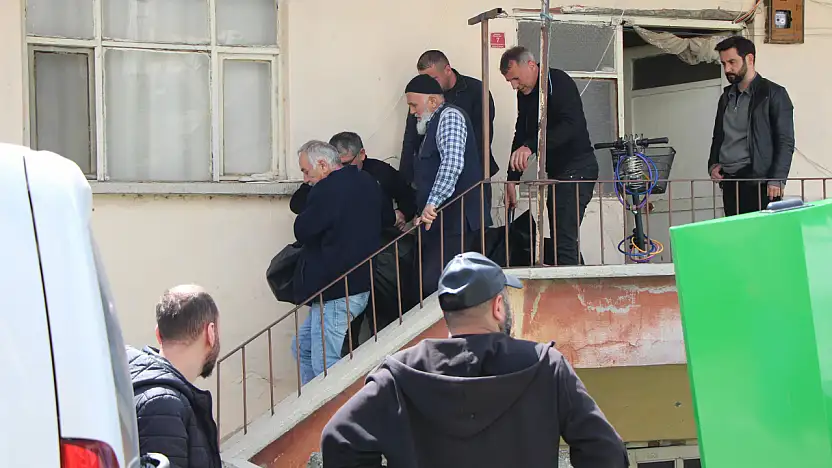 Soba faciası bir aileyi 11 yıl arayla yok etti