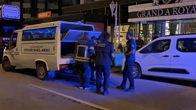 Tartıştığı kadını 5'inci kattan aşağı attı