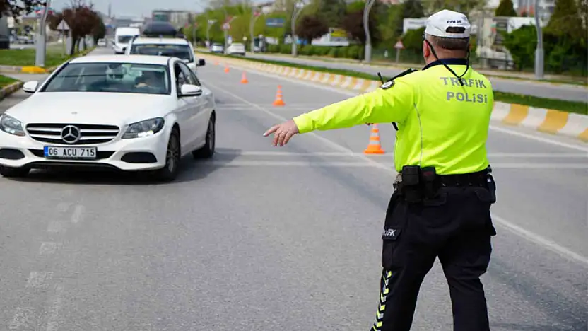 Trafikte kural ihlaline ağır yaptırımlar geliyor