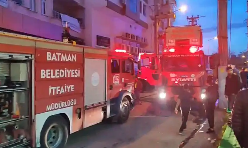 Batman'da bir evde 2 kişi yanmış halde ölü bulundu