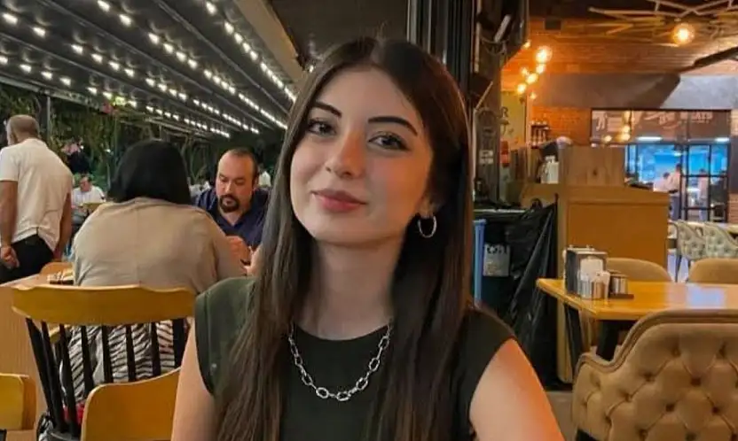 Genç doktor yanan araçta hayatını kaybetti