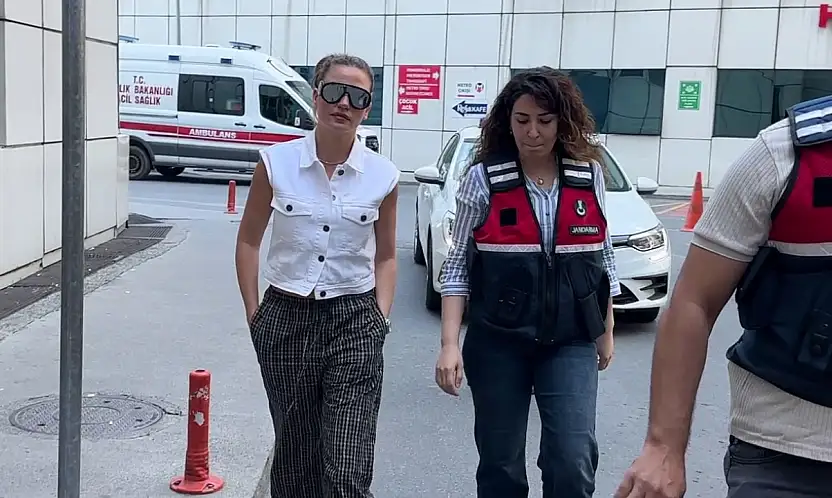Gözaltına alınan Serenay Sarıkaya uyuşturucu testi verdi