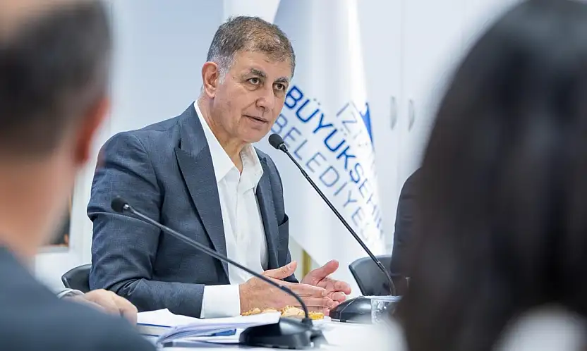 İzmir Büyükşehir Belediye Başkanı Cemil Tugay CHP'den istifa etti