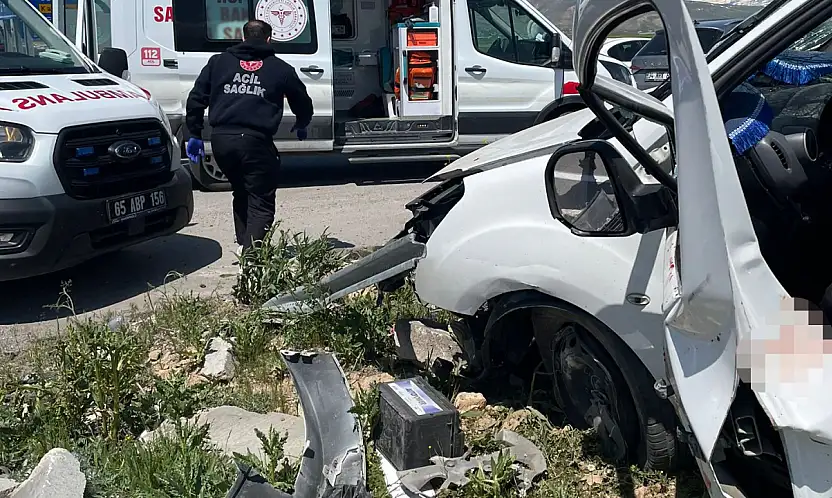 Katliam gibi kaza: 4 ölü 2 yaralı