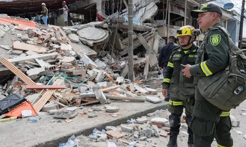 Kolombiya'yı vuran 7.4'lük depremde ölü sayısı 132'ye yükseldi