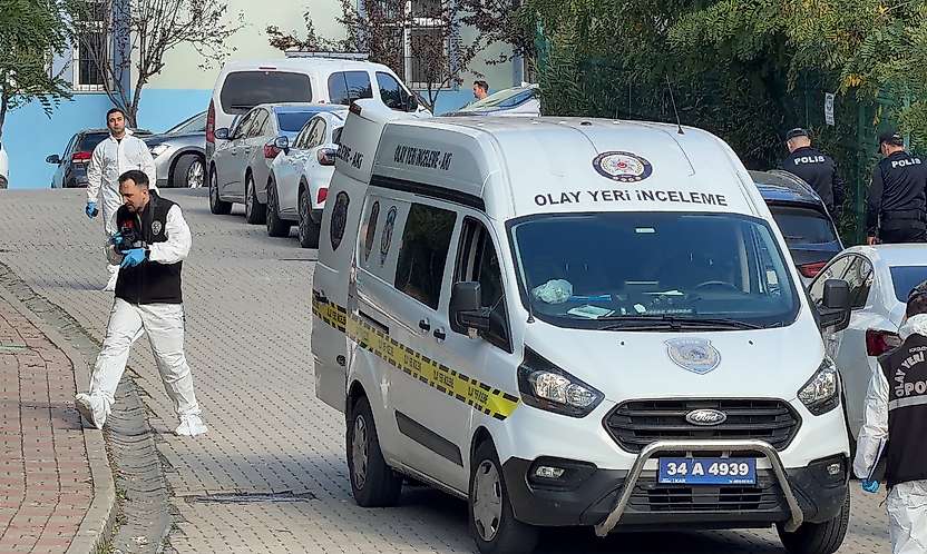 Mezun olduğu okula gelen kız, 8 öğrenciyi bıçakladı