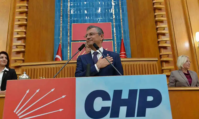 Özgür Özel'in ekibinden 28 CHP Parti Meclisi üyesi istifa etti