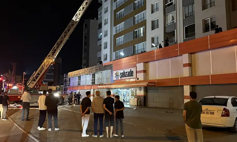 Yangından kaçmak isterken balkondan düşerek öldü